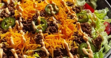 Big Mac Salat mit frischen Zutaten und leckerem Dressing